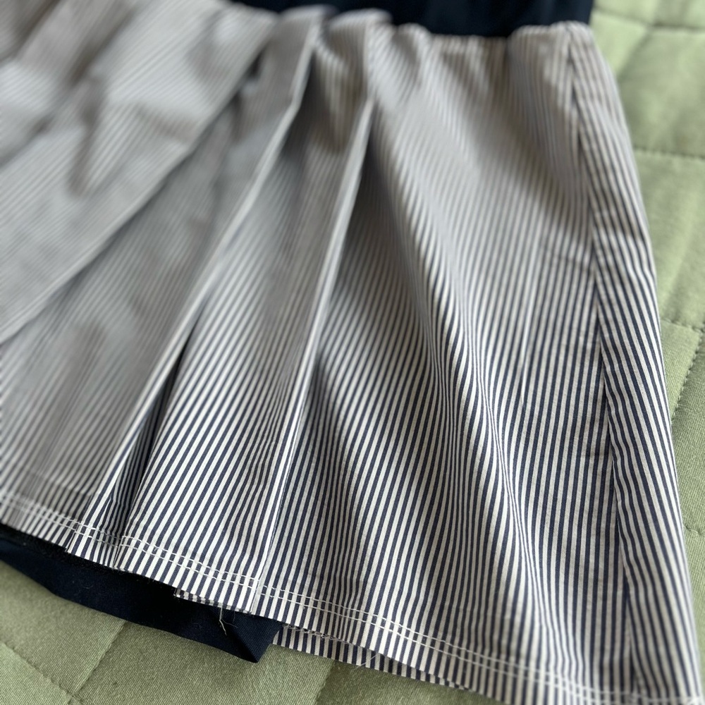 FILA Tennis Skirt Blue White Stripes Navy Shorts Size Medium - Picture 5 of 16